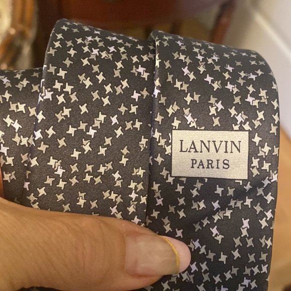 Gorgeous LANVIN  Tie, PARIS, 100% silk. 60 inches long , very nice gift for men. - Picture 11 of 11